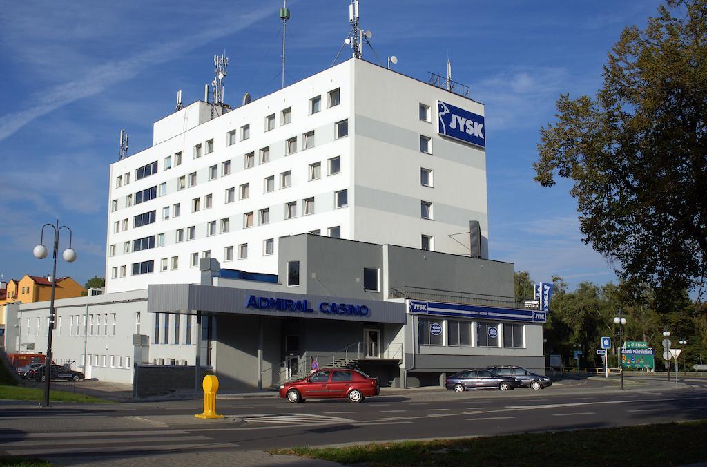 Hotel Kamena Chełm Exterior foto